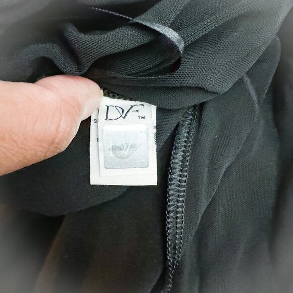 DVF Furstenberg Black Wrap Around Dress Red Piping Size 0 - Picture 3 of 5